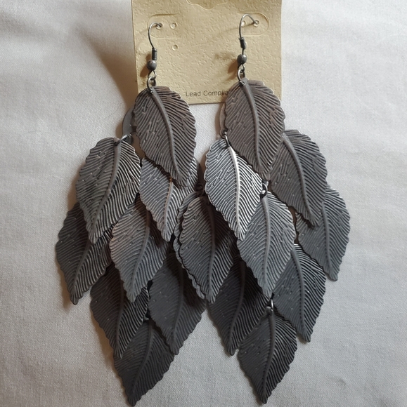 Leaf earrings long dangling - Picture 1 of 1